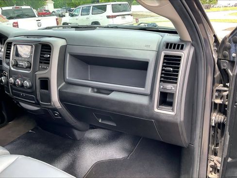 Used 2018 RAM 1500 Tradesman RWD image 18