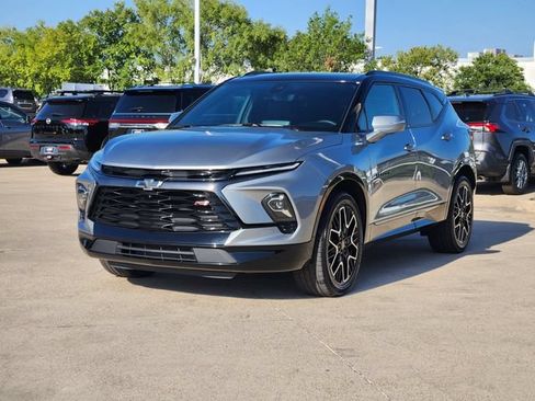 Used 2023 Chevrolet Blazer RS w/ Driver Confidence II Package FWD image 11