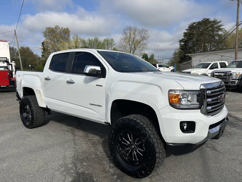 Used 2016 GMC Canyon SLT w/ Driver Alert Package image 4