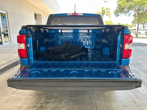 Used 2022 Ford Maverick XLT FWD image 32