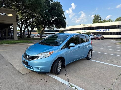 Used 2014 Nissan Versa Note SV w/ Sport Value Package FWD image 2