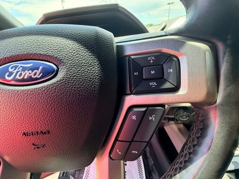 Used 2020 Ford F150 Platinum w/ Equipment Group 701A Luxury AWD/4WD image 15
