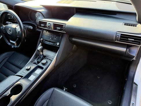 Used 2017 Lexus IS 200t F Sport w/ F Sport Package image 8