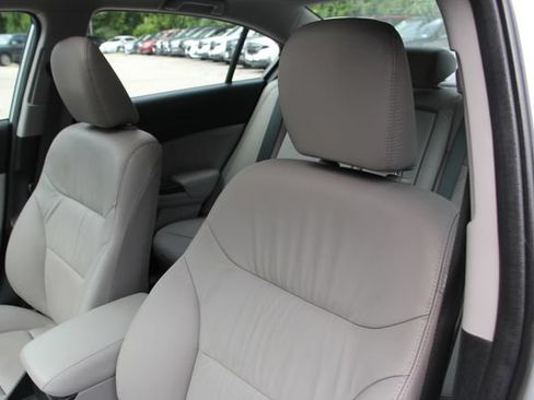 Used 2015 Honda Civic EX-L image 16