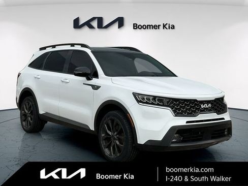 Certified 2023 Kia Sorento X-Line EX AWD/4WD image 3