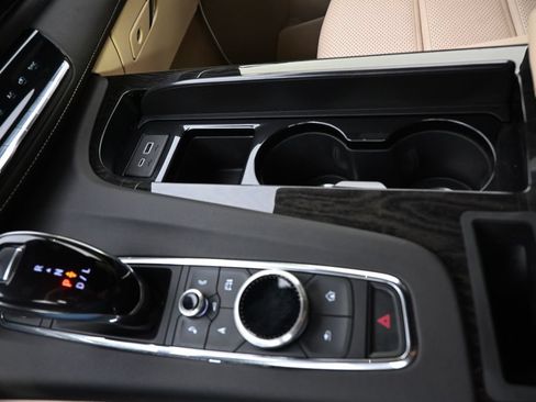 Used 2024 Cadillac Escalade Premium Luxury w/ LPO, Floor Liner Package AWD/4WD image 33