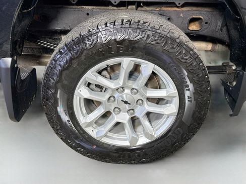 Used 2021 Chevrolet Silverado 1500 RST w/ Z71 Off-Road Package AWD/4WD image 33