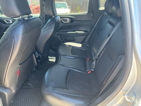 Certified 2024 Jeep Compass Trailhawk AWD/4WD image 27