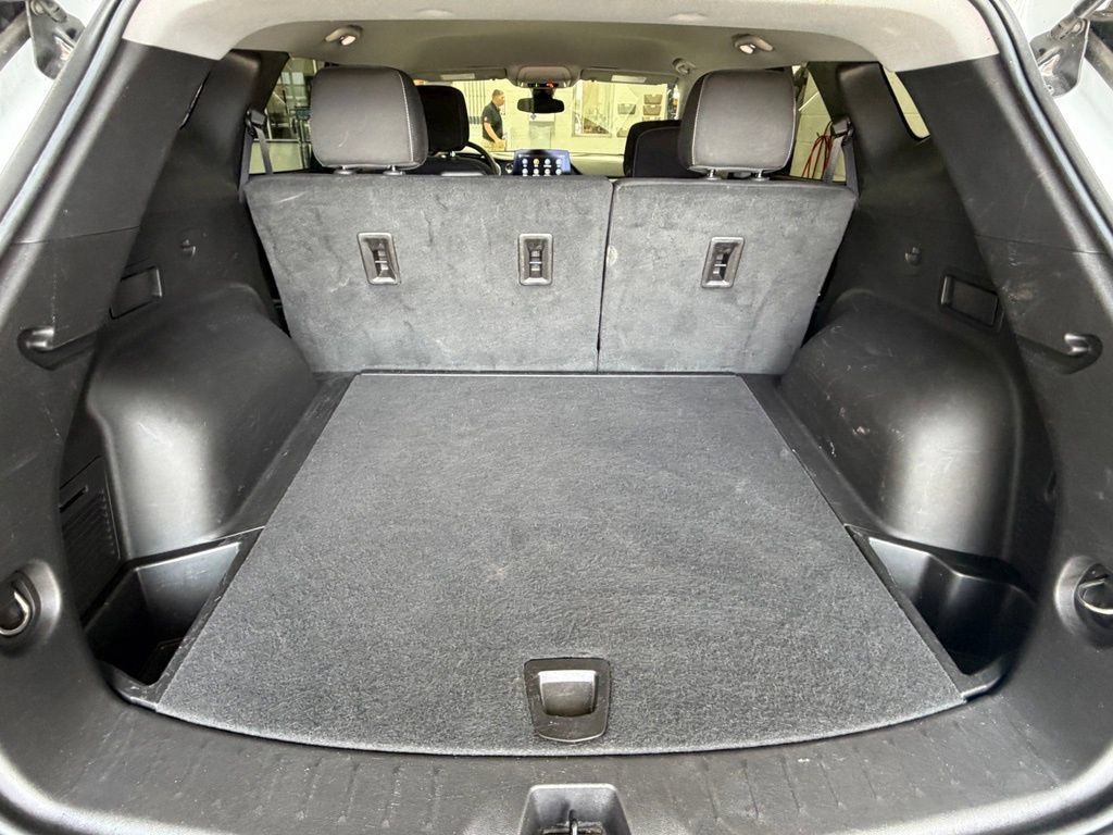 Used 2025 Chevrolet Blazer LT AWD/4WD image 51