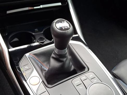 Used 2023 BMW M2 w/ Lighting Package RWD image 18