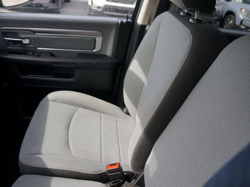 Used 2023 RAM 1500 Classic SLT image 29