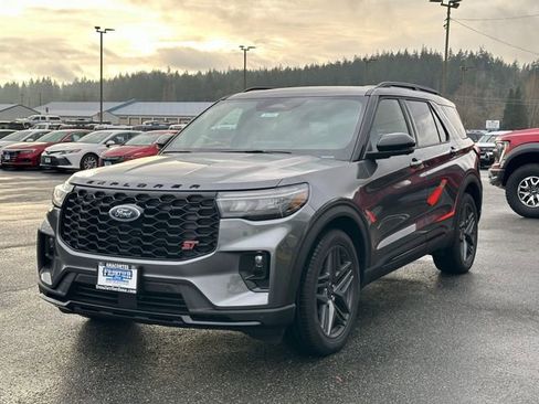 New 2026 Ford Explorer ST w/ Sun And Sound Package image 6