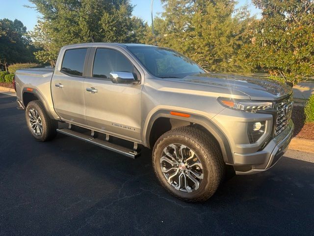 Used 2024 GMC Canyon Denali AWD/4WD image 2