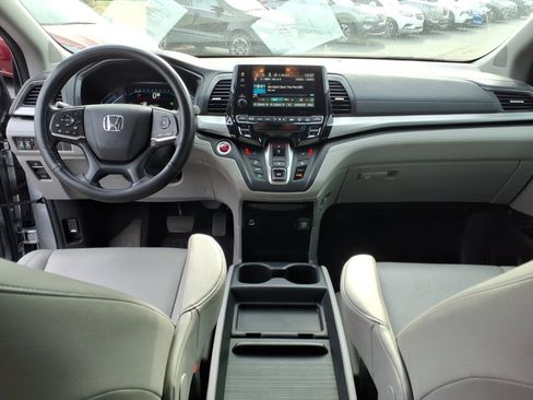 Used 2023 Honda Odyssey EX-L image 7