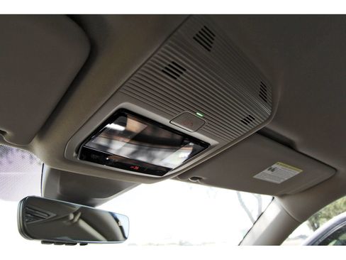 Used 2024 Volkswagen Atlas SE FWD image 21