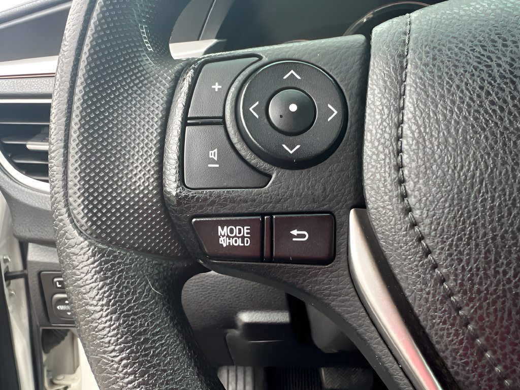 Used 2014 Toyota Corolla LE FWD image 20