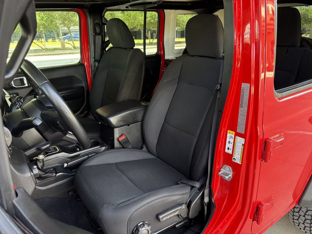 Used 2018 Jeep Wrangler Unlimited Sport S AWD/4WD image 20