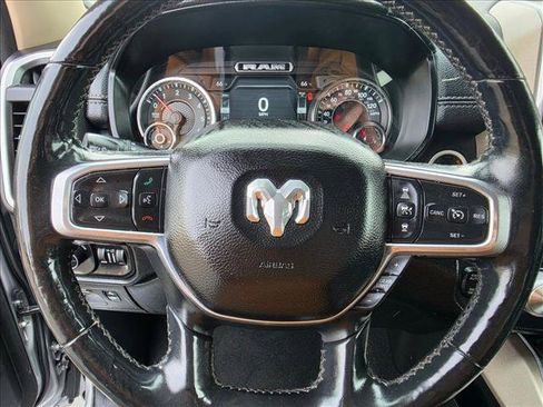 Used 2019 RAM 1500 Laramie AWD/4WD image 24