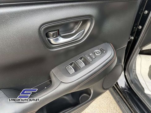Used 2024 Honda HR-V Sport image 33