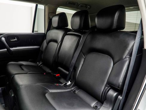 Used 2024 Nissan Armada SL image 41