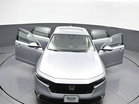 Certified 2025 Honda Accord Touring image 45