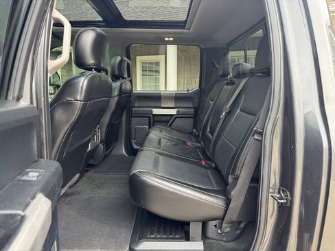 Used 2017 Ford F350 Lariat w/ Lariat Ultimate Package image 14