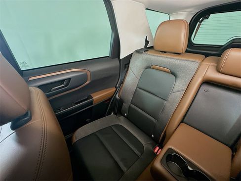 Used 2021 Ford Bronco Sport Outer Banks image 12