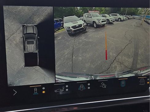 Used 2022 GMC Sierra 1500 SLT w/ SLT Premium Plus Package AWD/4WD image 14