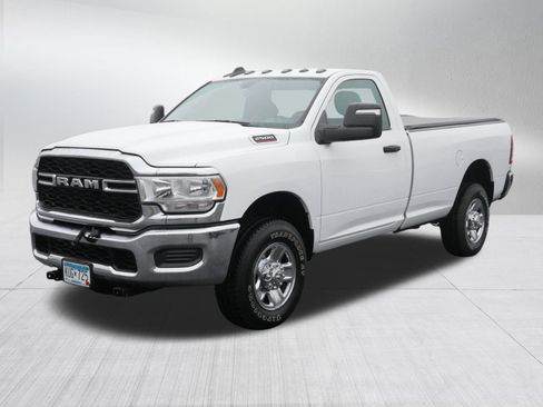 Used 2023 RAM 2500 Tradesman image 3