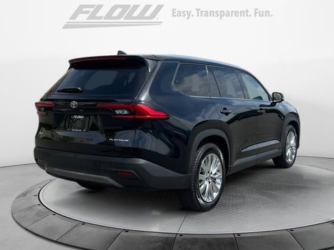 Used 2024 Toyota Grand Highlander Platinum image 9