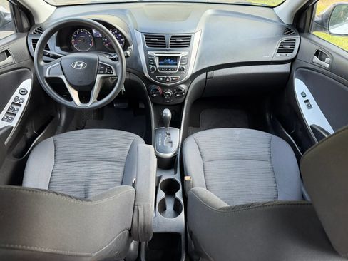 Used 2017 Hyundai Accent SE FWD image 13