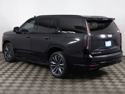 Used 2023 Cadillac Escalade Sport AWD/4WD image 14