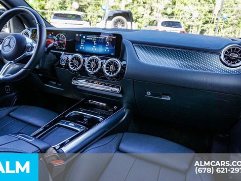 Used 2025 Mercedes-Benz GLA 250 image 24