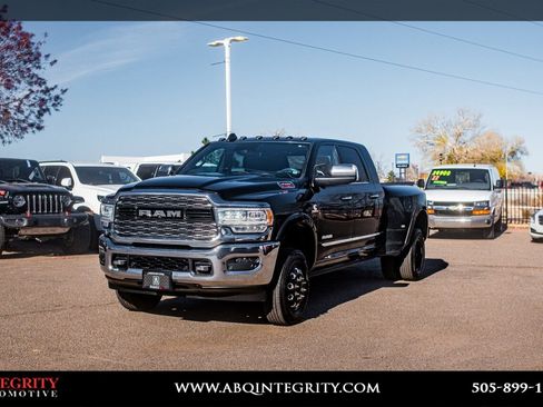 Used 2020 RAM 3500 Limited image 3