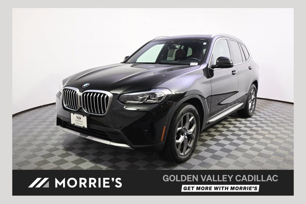Used 2023 BMW X3 xDrive30i w/ Premium Package AWD/4WD image 1