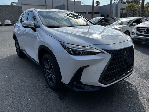 Used 2025 Lexus NX 250 FWD w/ Premium Package image 2