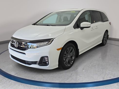 New 2026 Honda Odyssey Touring image 1