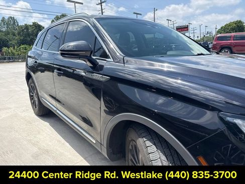 Used 2023 Lincoln Nautilus AWD w/ Premium Package image 9