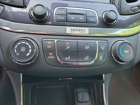 Used 2019 Chevrolet Impala LS FWD image 19