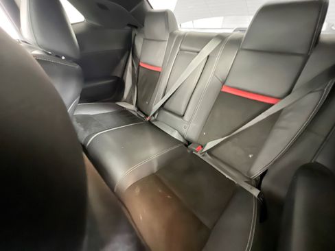 Used 2014 Dodge Challenger SRT8 w/ Harman/Kardon Audio Group image 23