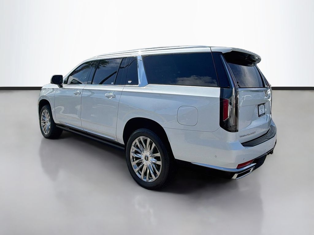 Used 2021 Cadillac Escalade ESV Premium Luxury w/ Driver Assist Tech Package AWD/4WD image 7