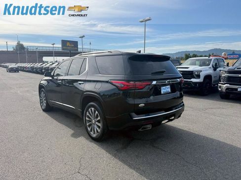 Used 2023 Chevrolet Traverse Premier w/ LPO, Floor Liner Package AWD/4WD image 5