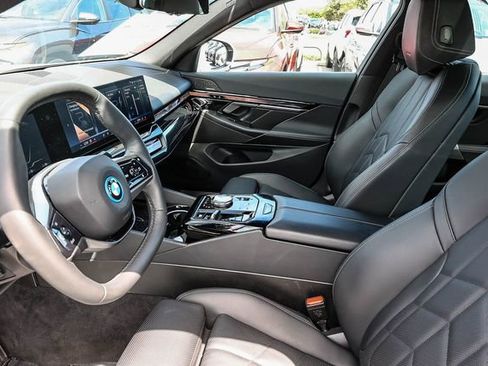 Used 2024 BMW i5 eDrive40i RWD image 21