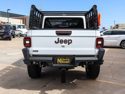 Used 2021 Jeep Gladiator Mojave AWD/4WD image 6