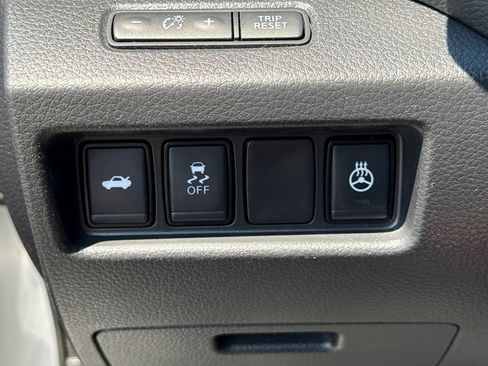 Used 2018 Nissan Altima 2.5 SL FWD image 25