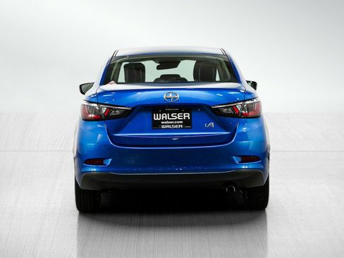 Used 2016 Scion iA image 4