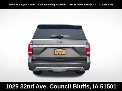 Used 2018 Ford Expedition XLT w/ Equipment Group 202A AWD/4WD image 6