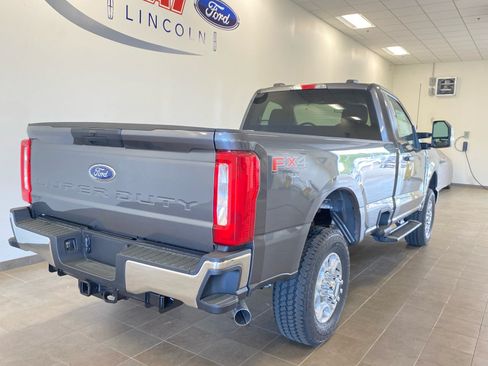 New 2026 Ford F350 XLT w/ FX4 Off-Road Package AWD/4WD image 7