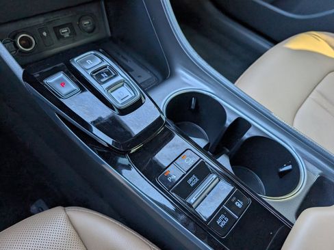 Used 2023 Hyundai Sonata Limited image 22