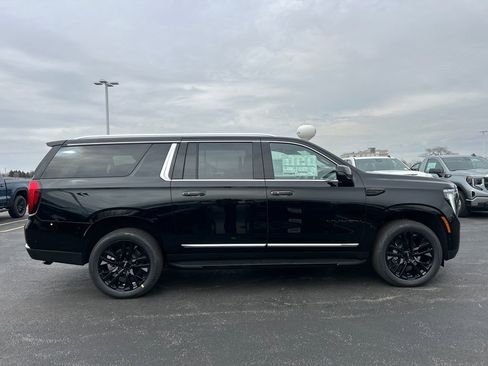 New 2026 GMC Yukon XL Elevation w/ Elevation Premium Package image 10
